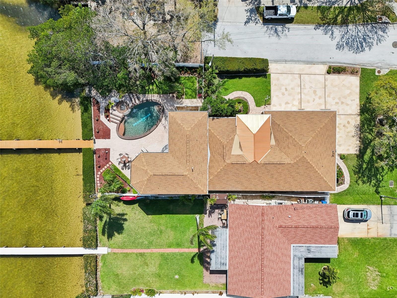 5905 BAYOU GRANDE BLVD NE, ST PETERSBURG, FL, 33703