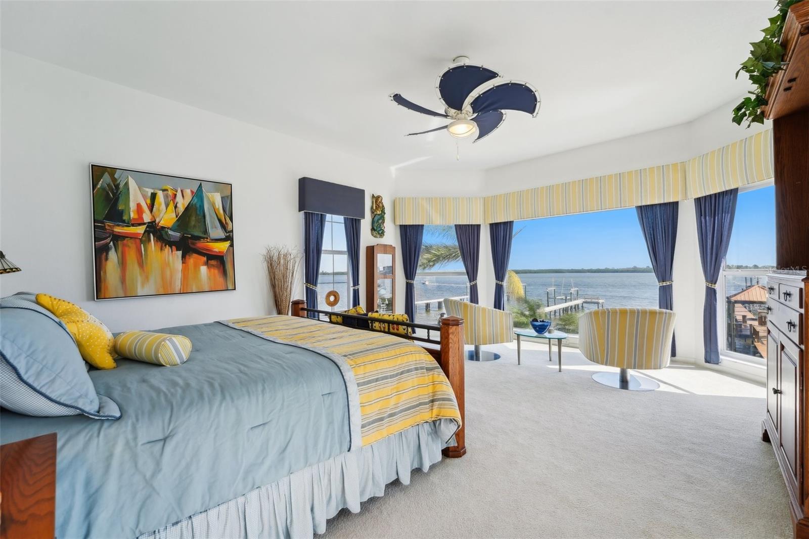 5905 BAYOU GRANDE BLVD NE, ST PETERSBURG, FL, 33703