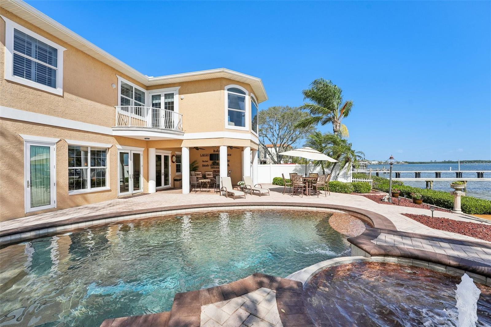 5905 BAYOU GRANDE BLVD NE, ST PETERSBURG, FL, 33703