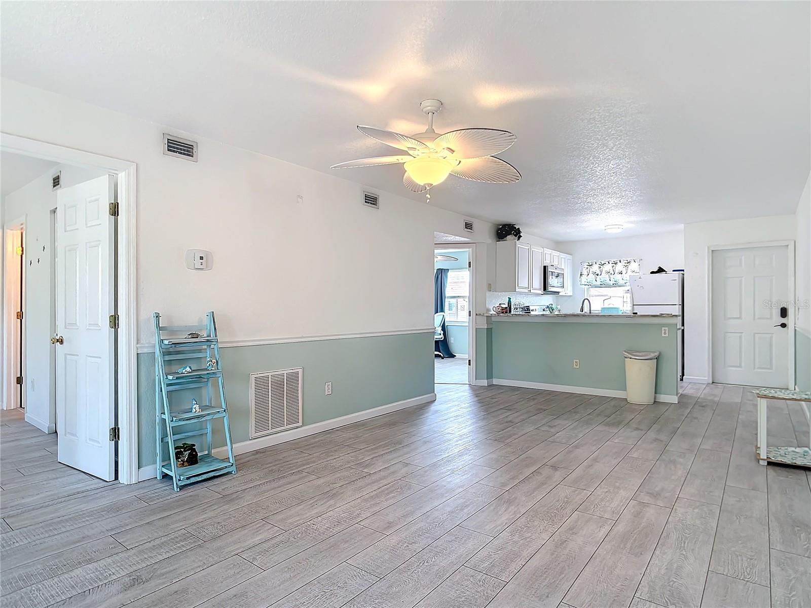 25050 SANDHILL BLVD #B2 Building 6, PUNTA GORDA, FL, 33983