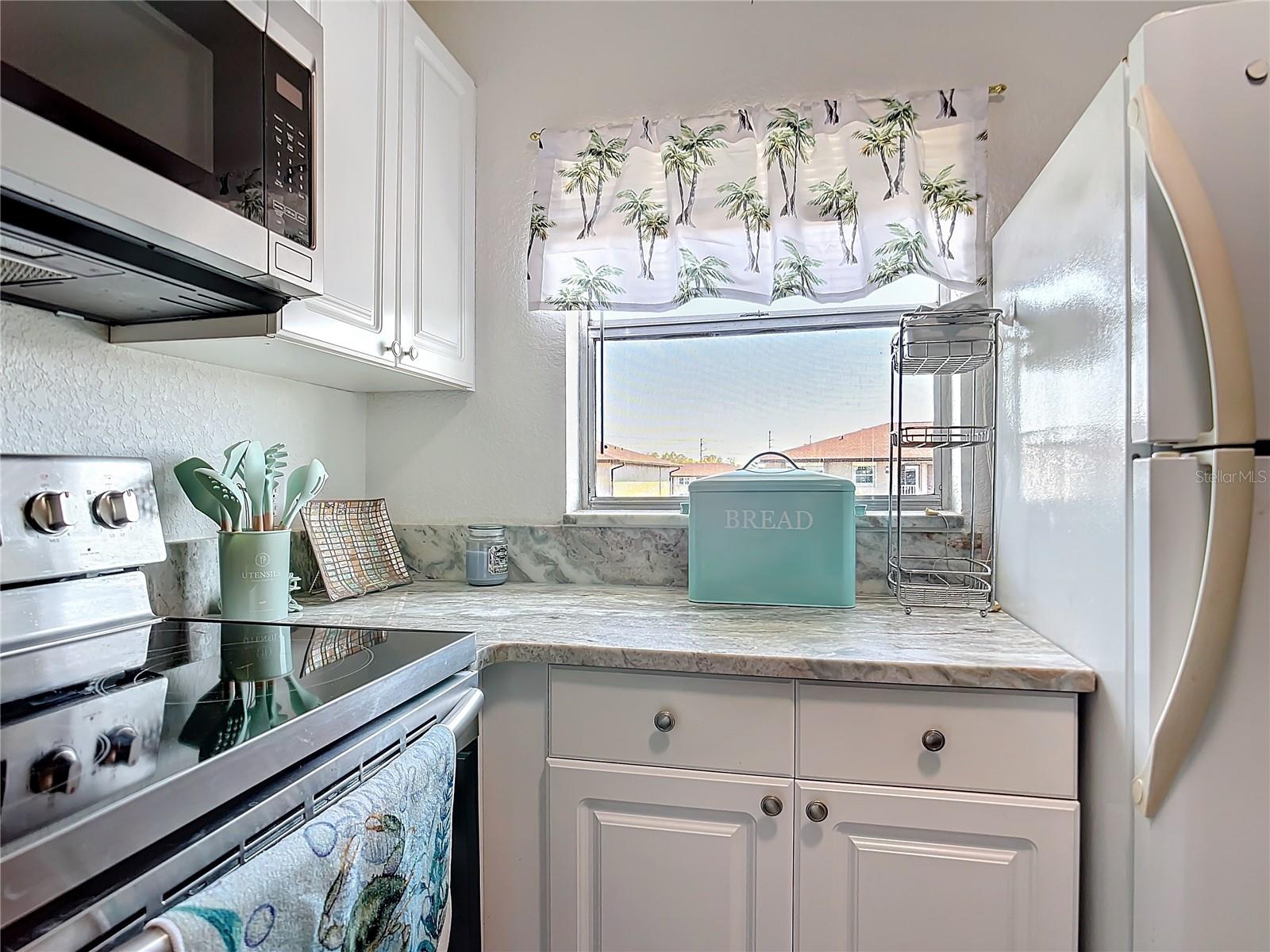 25050 SANDHILL BLVD #B2 Building 6, PUNTA GORDA, FL, 33983