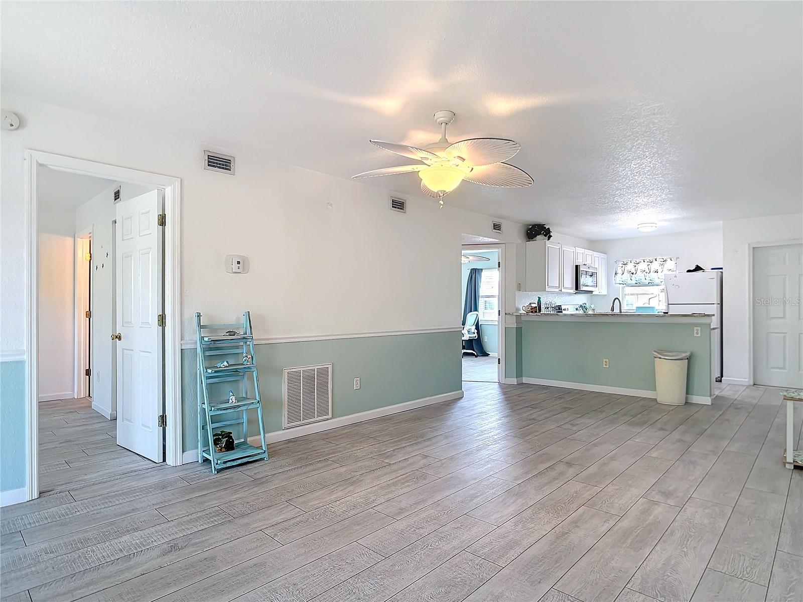 25050 SANDHILL BLVD #B2 Building 6, PUNTA GORDA, FL, 33983