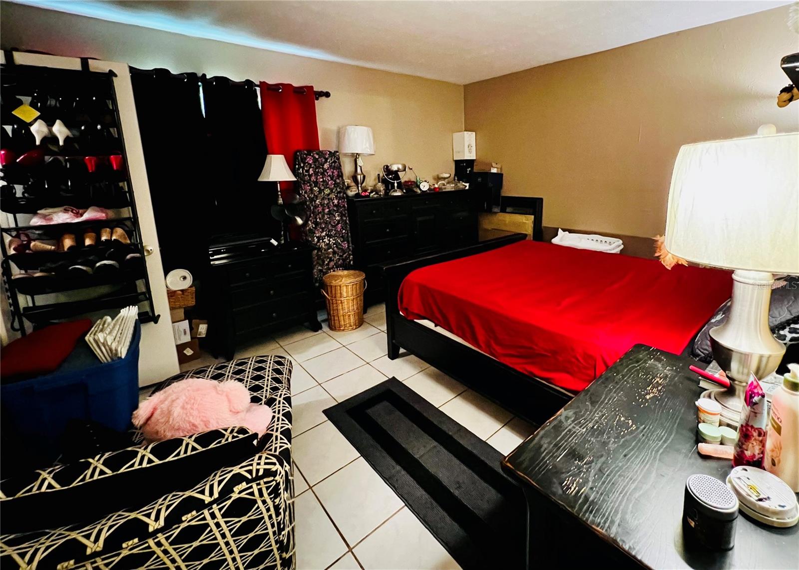 TB8356980 Property Photo