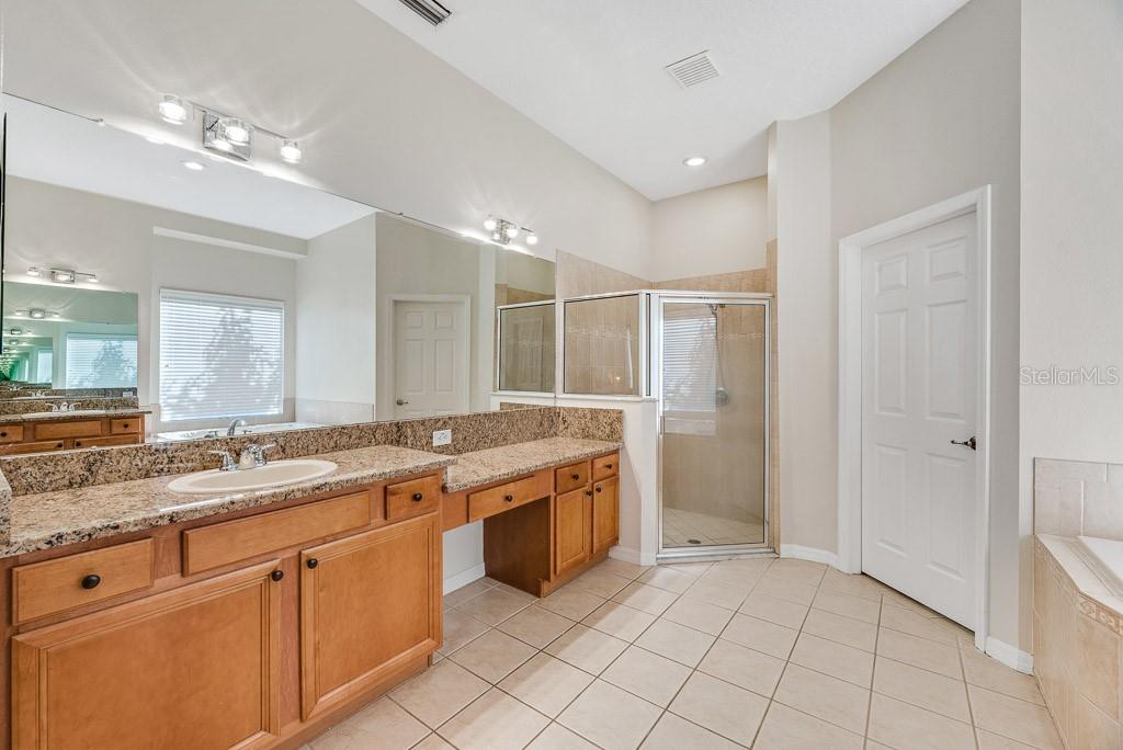 15918 SORAWATER DR, LITHIA, FL, 33547