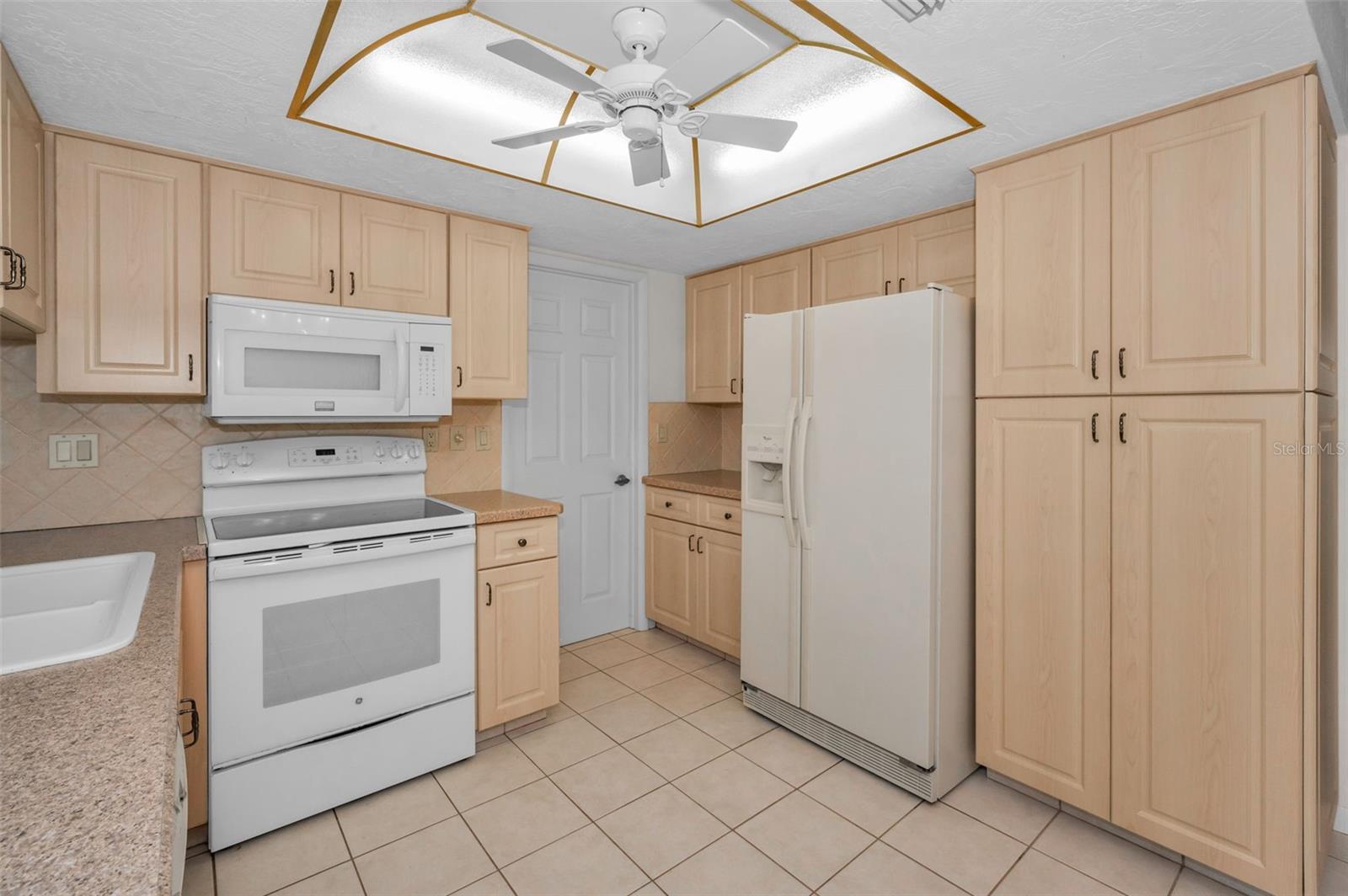 2069 CORMORANT DR, PALM HARBOR, FL, 34683