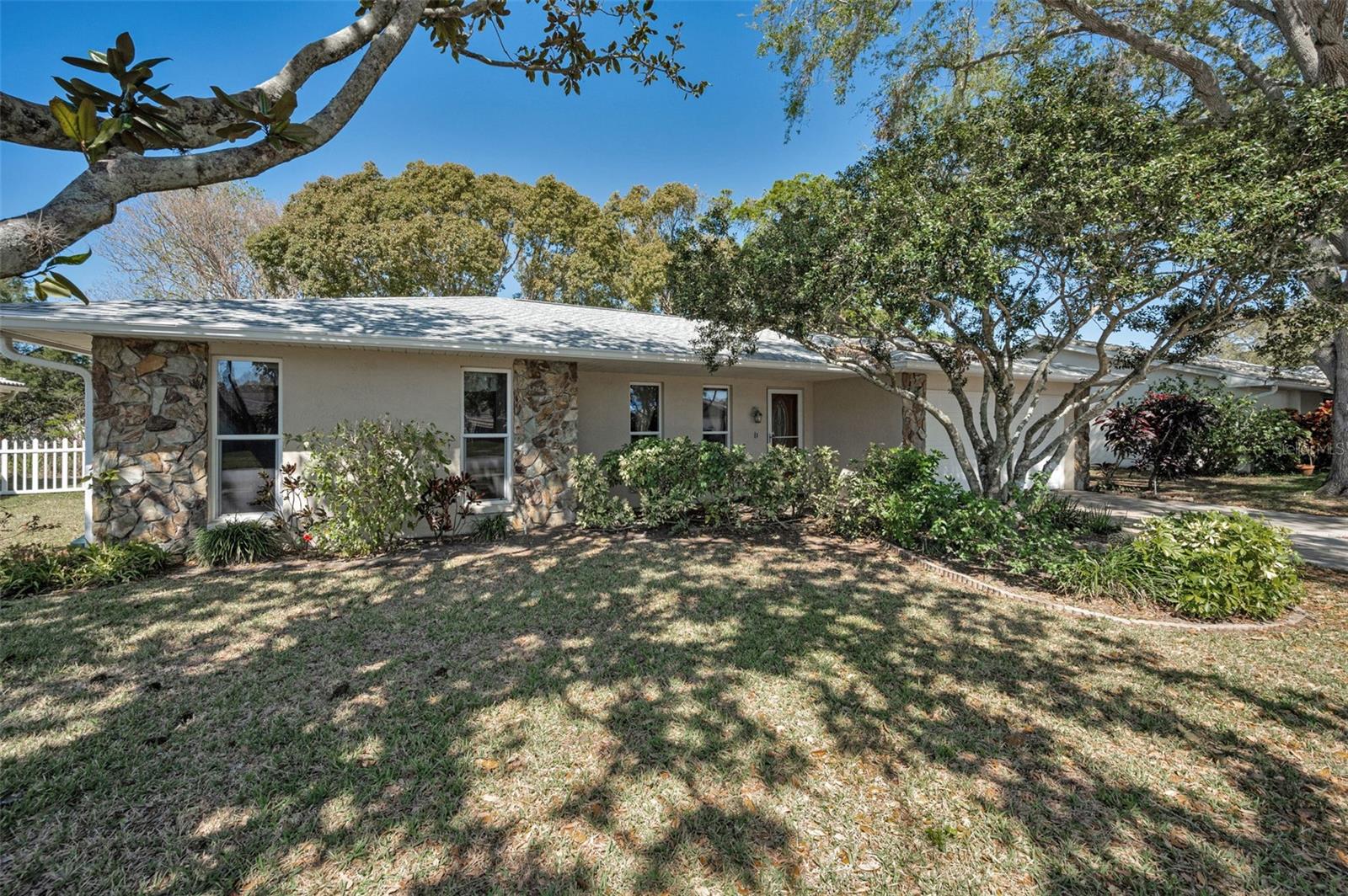 2069 CORMORANT DR, PALM HARBOR, FL, 34683