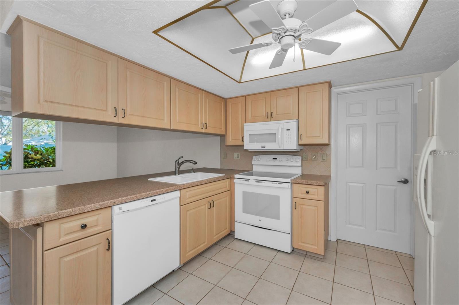 2069 CORMORANT DR, PALM HARBOR, FL, 34683