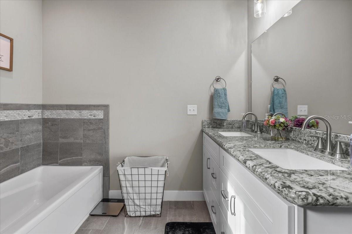 11391 NW 70TH TER, CHIEFLAND, FL, 32626