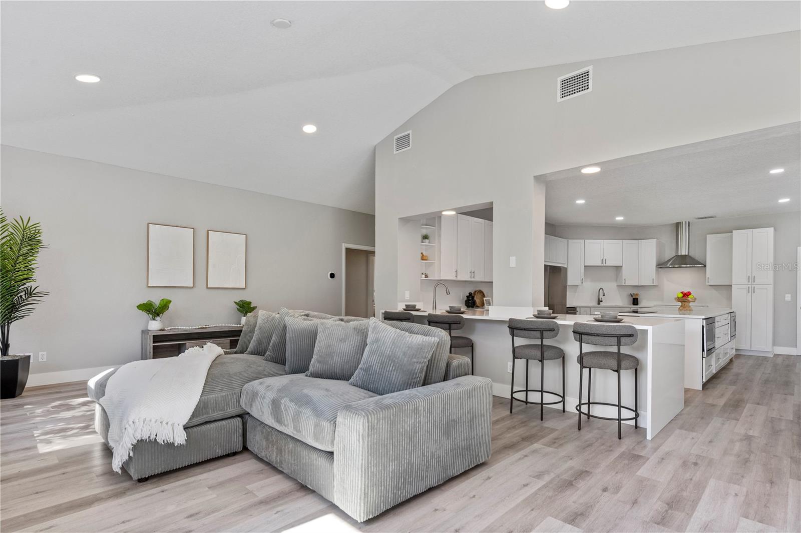 5337 FOXSHIRE CT, ORLANDO, FL, 32819