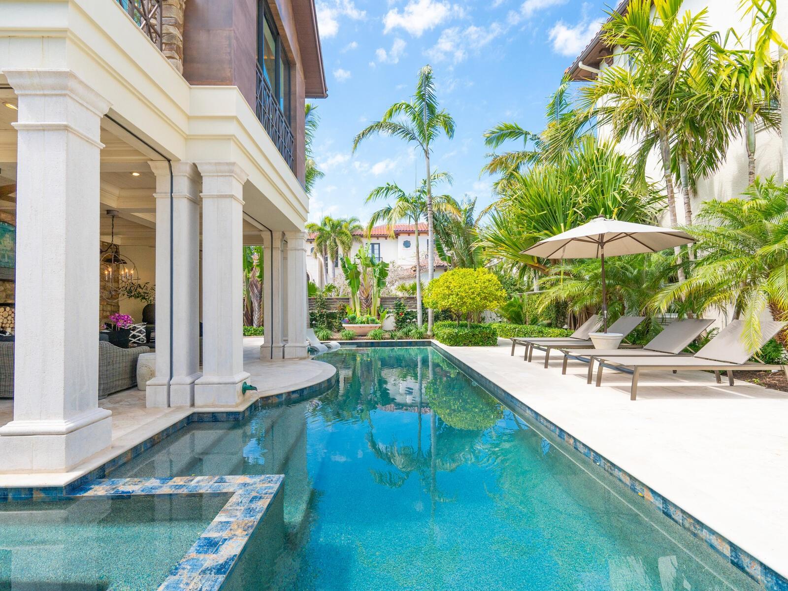 A4642942 Property Photo