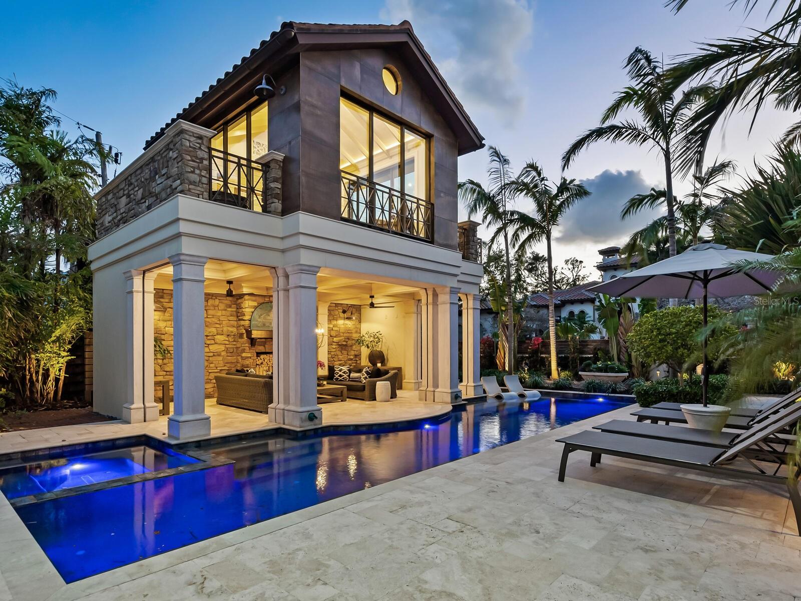 A4642942 Property Photo