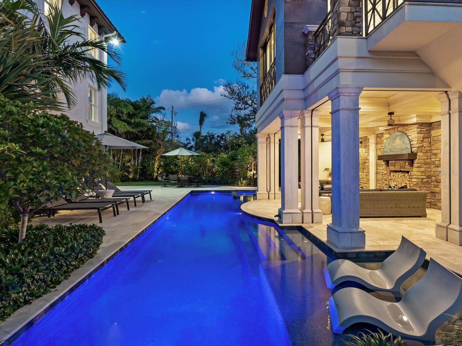 A4642942 Property Photo