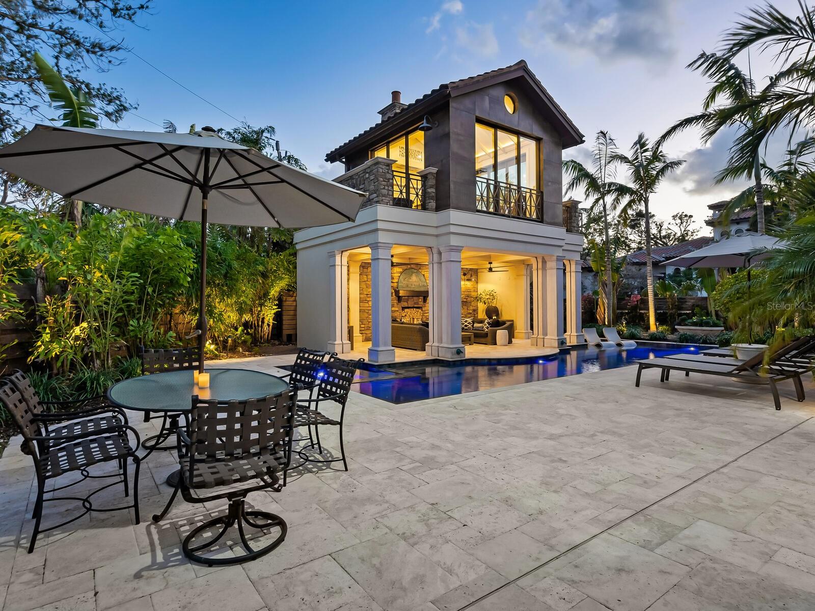 A4642942 Property Photo