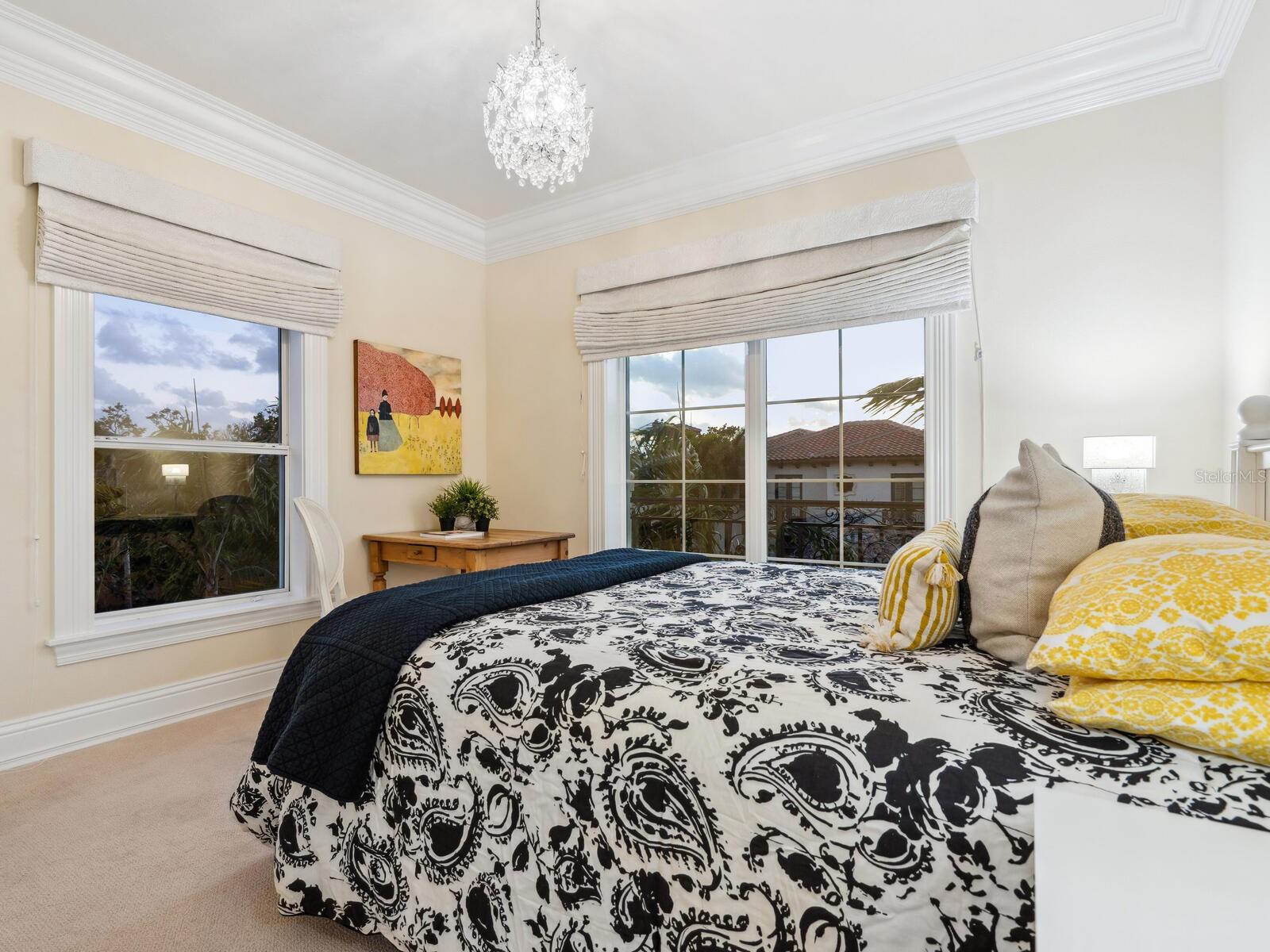 A4642942 Property Photo