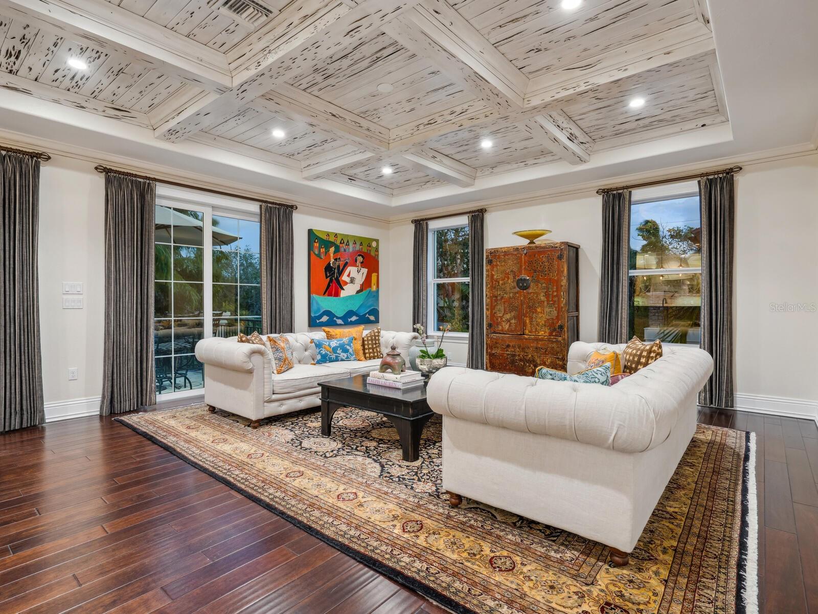 A4642942 Property Photo