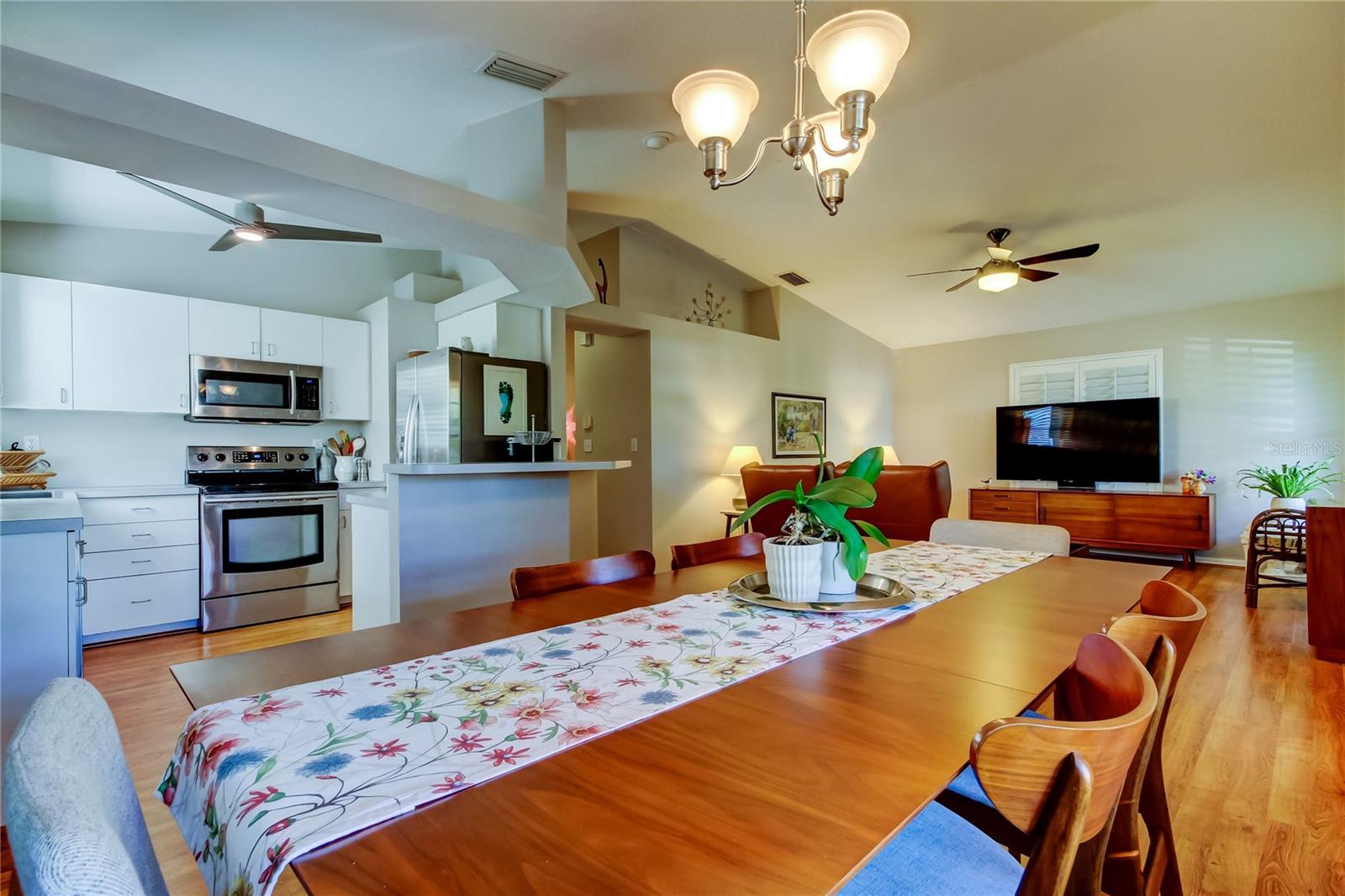 510 PINE AVE S, OLDSMAR, FL, 34677