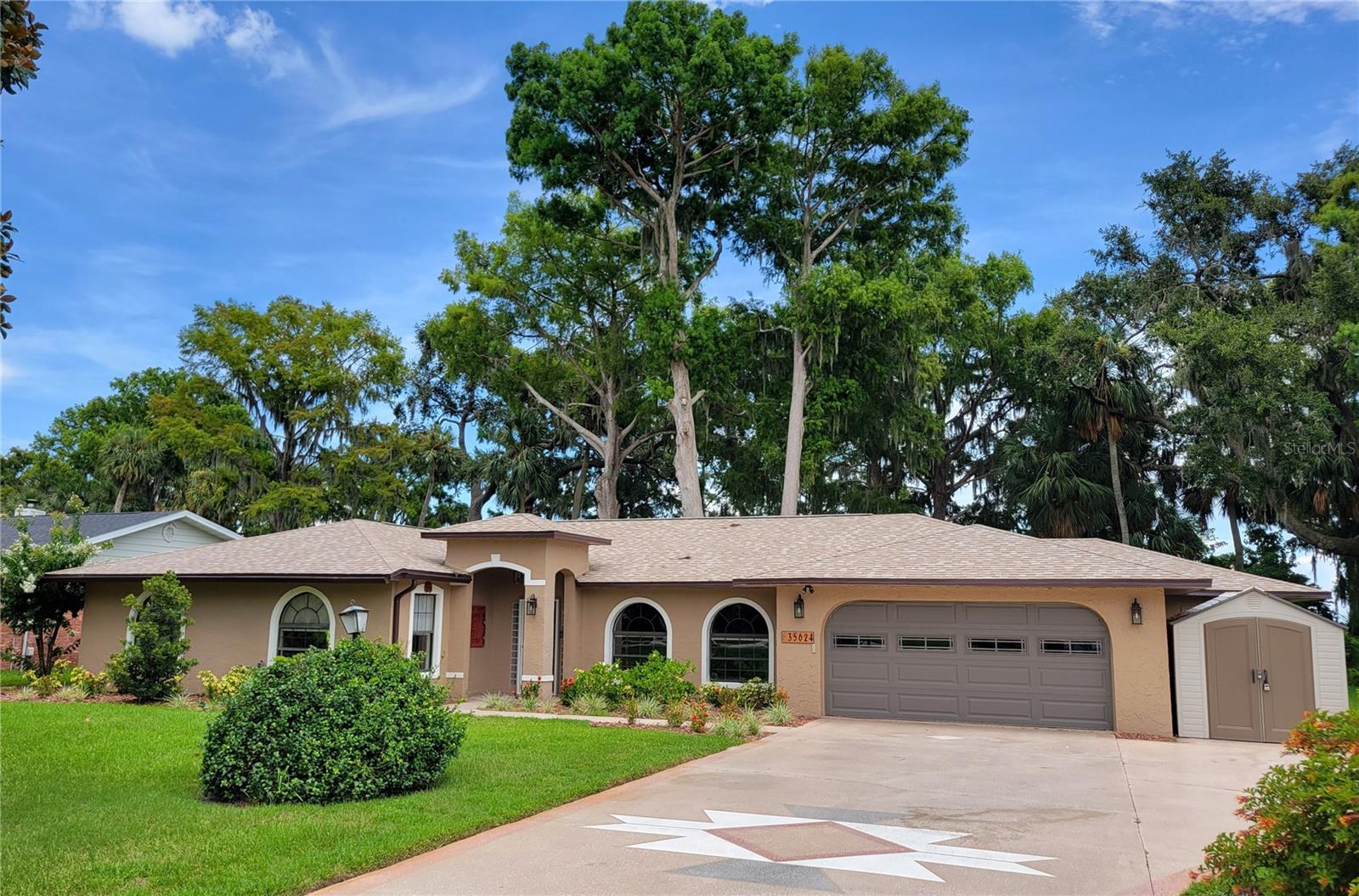 35624 CYPRESS CT, LEESBURG, FL, 34788