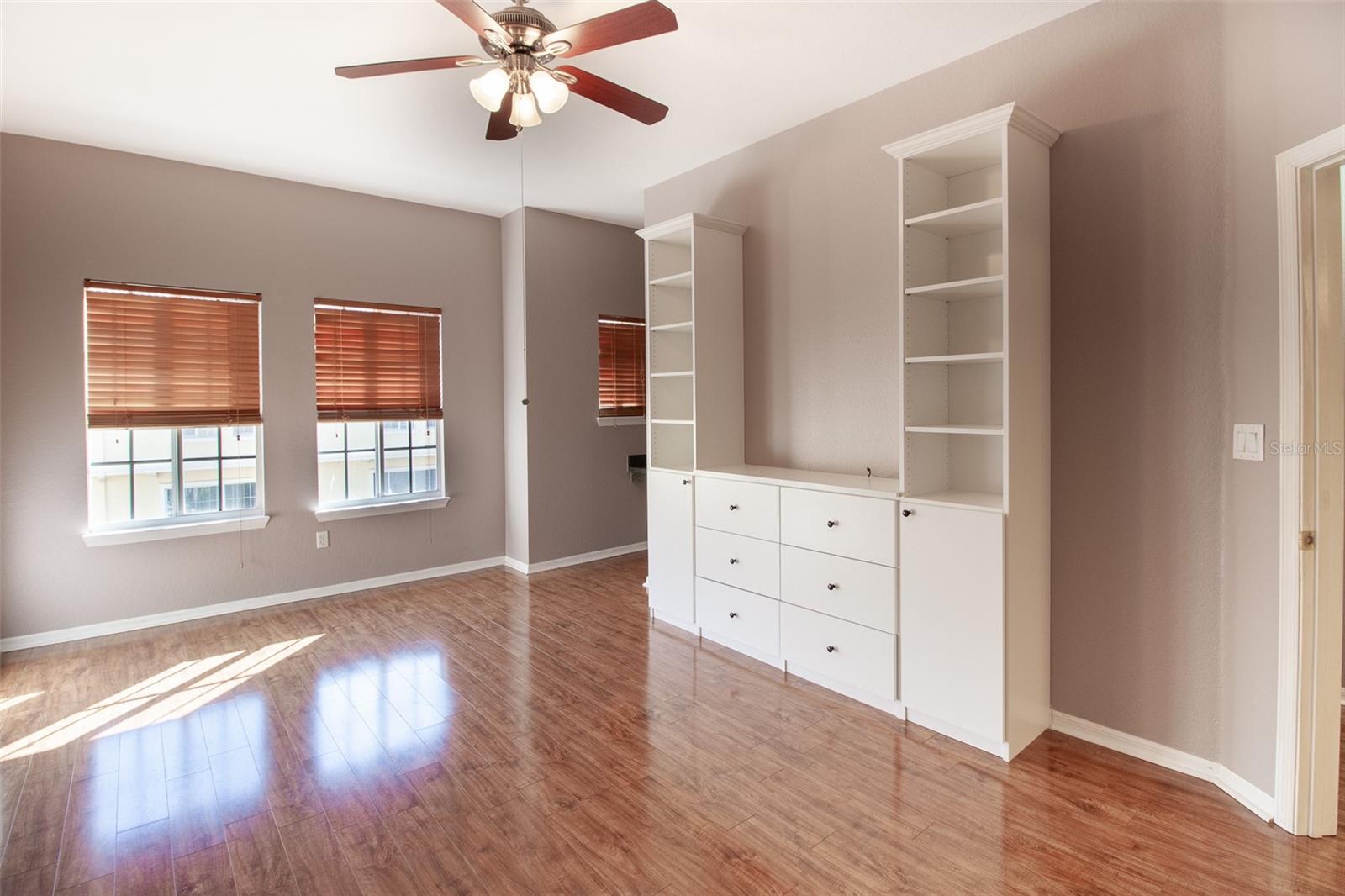 135 GRAND BEACH PL, TAMPA, FL, 33609