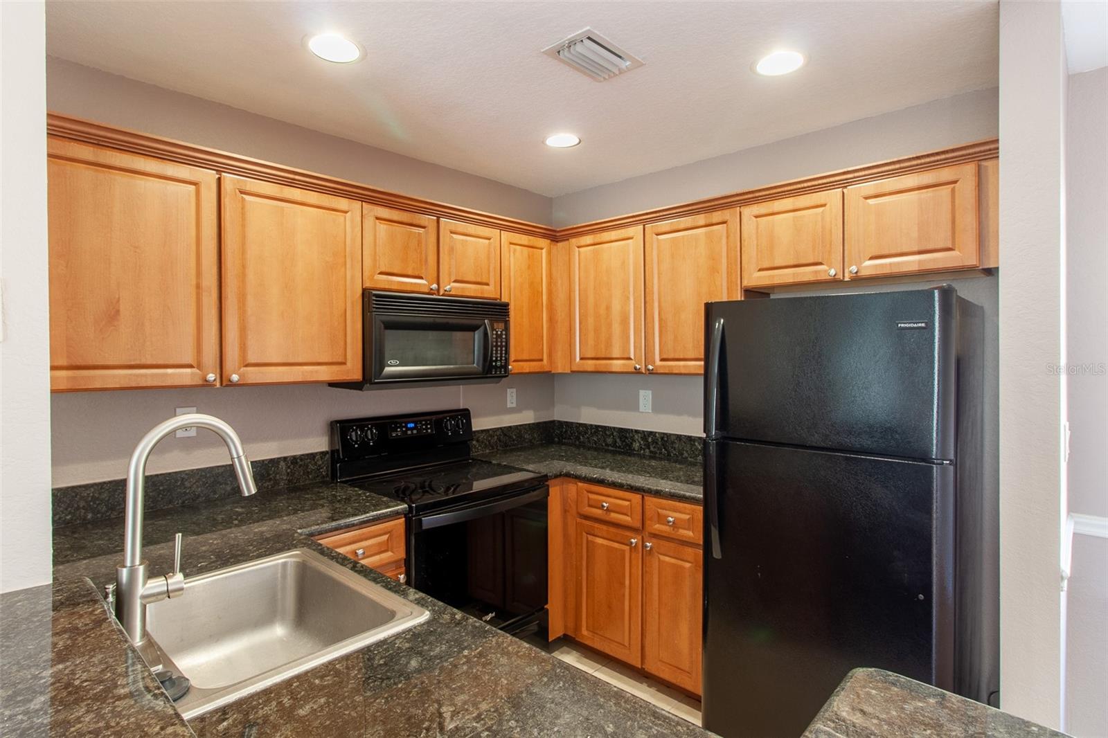135 GRAND BEACH PL, TAMPA, FL, 33609