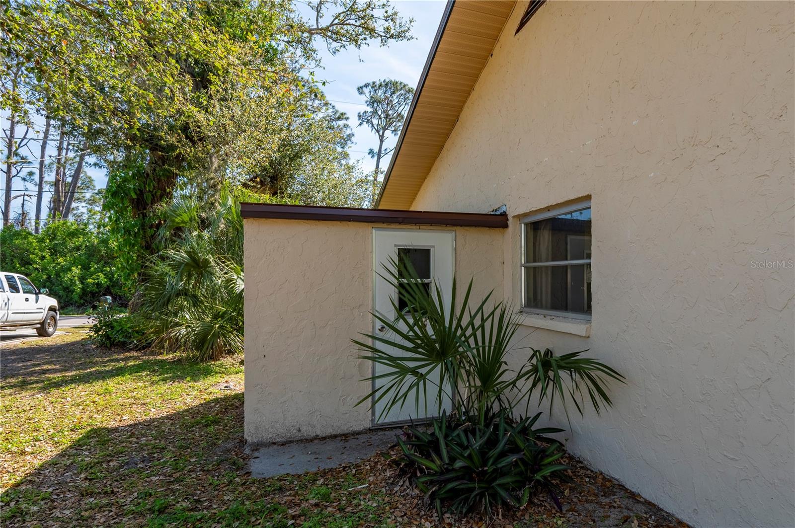 2091 CANNOLOT BLVD, PORT CHARLOTTE, FL, 33948