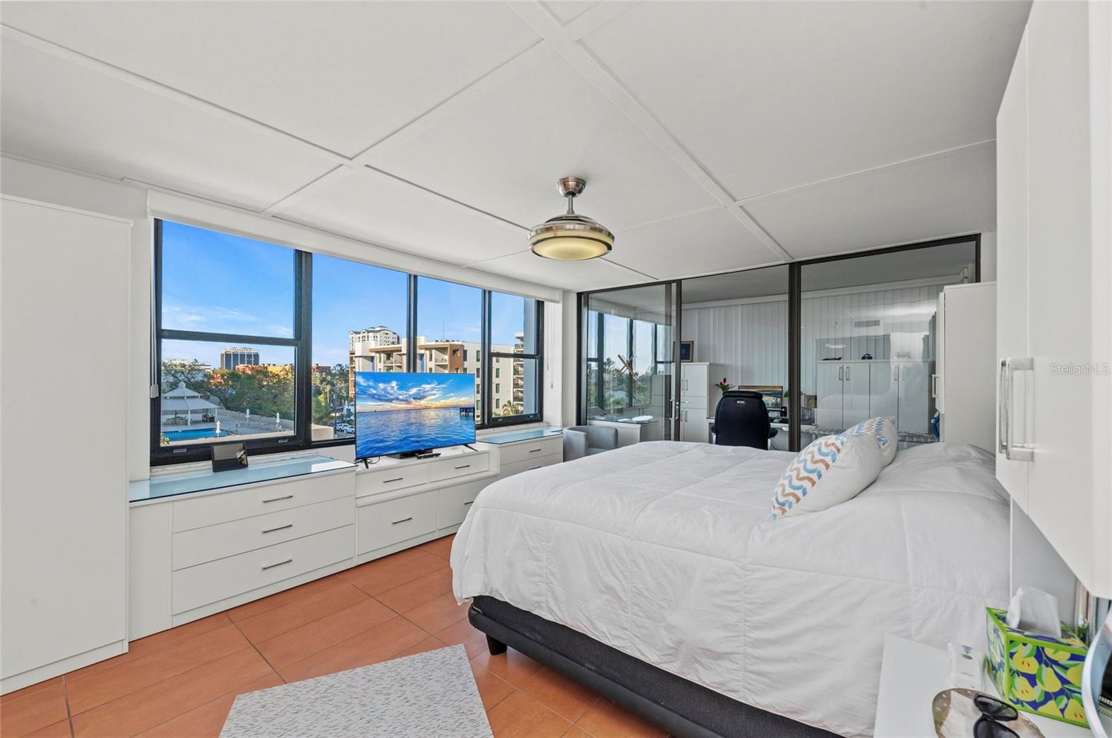 770 S PALM AVE #404, SARASOTA, FL, 34236