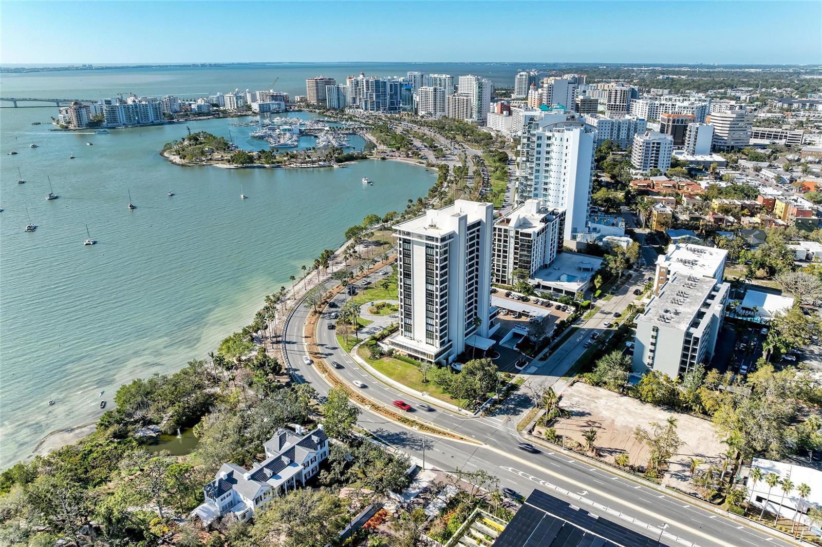 770 S PALM AVE #404, SARASOTA, FL, 34236