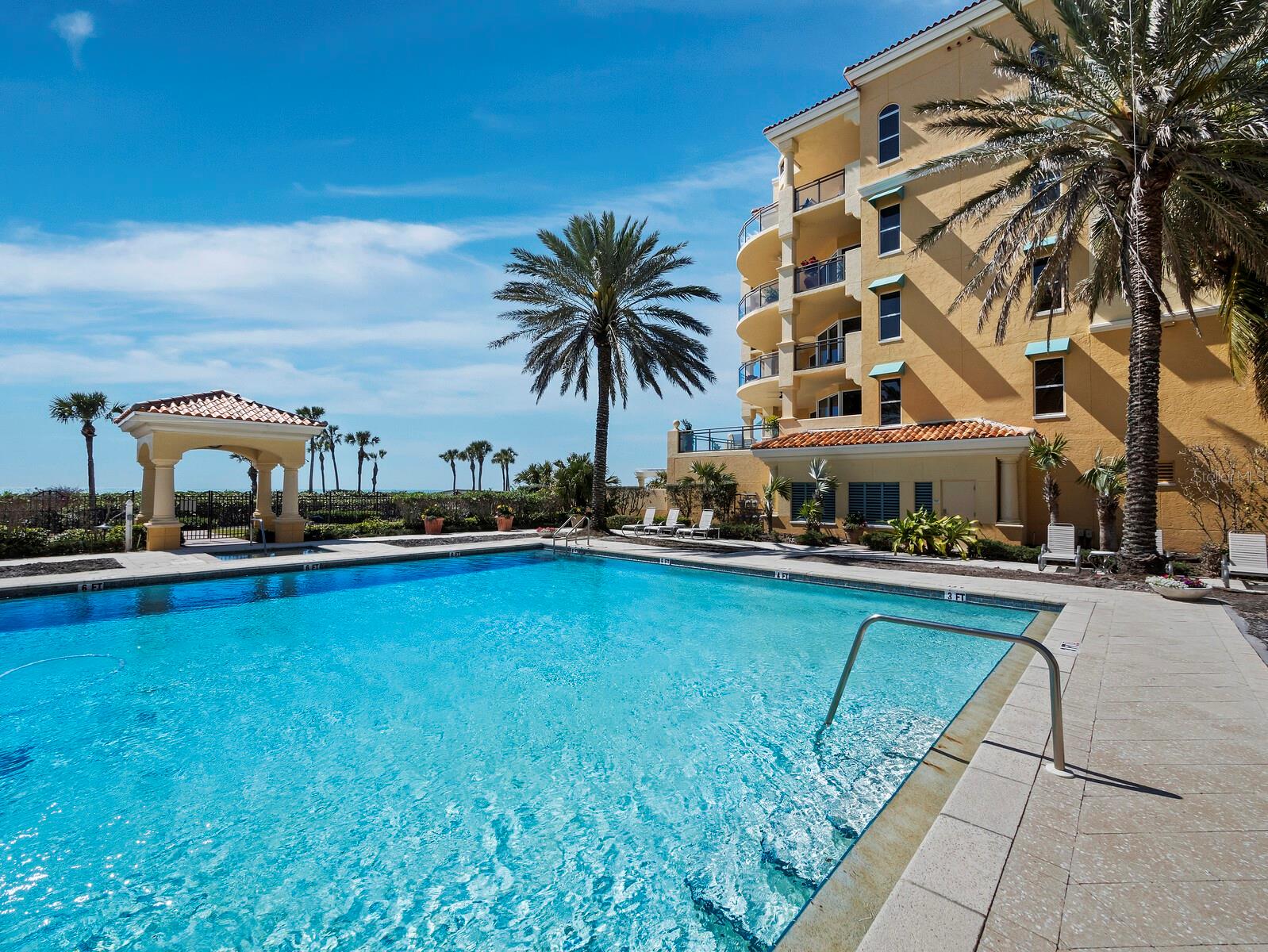 A4643048 Property Photo