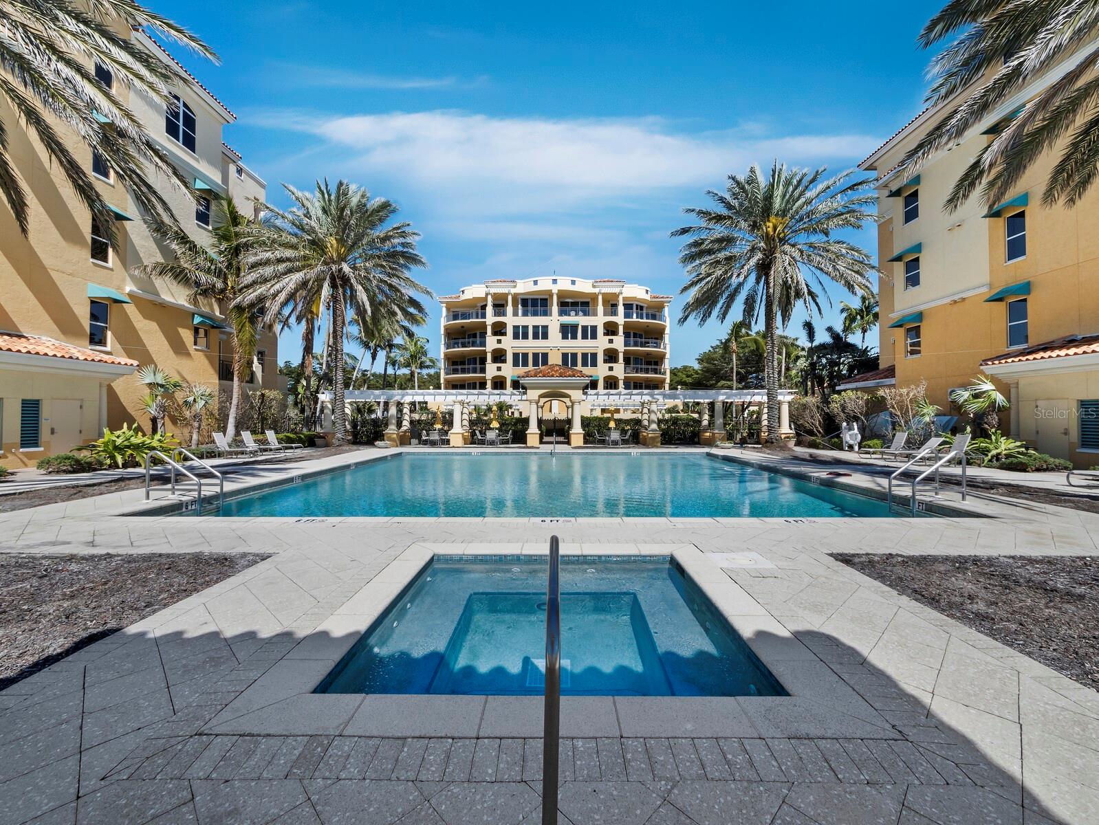 A4643048 Property Photo