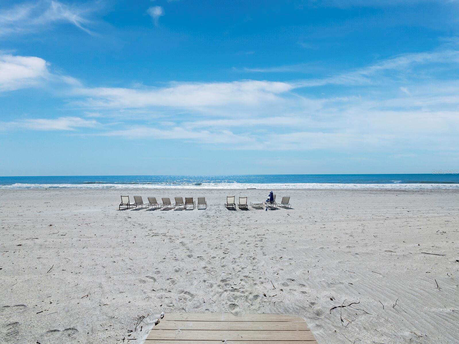 A4643048 Property Photo