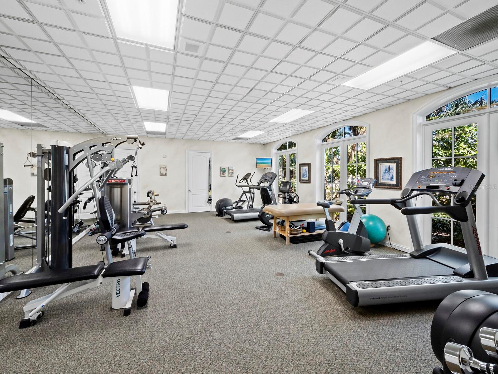 A4643048 Property Photo