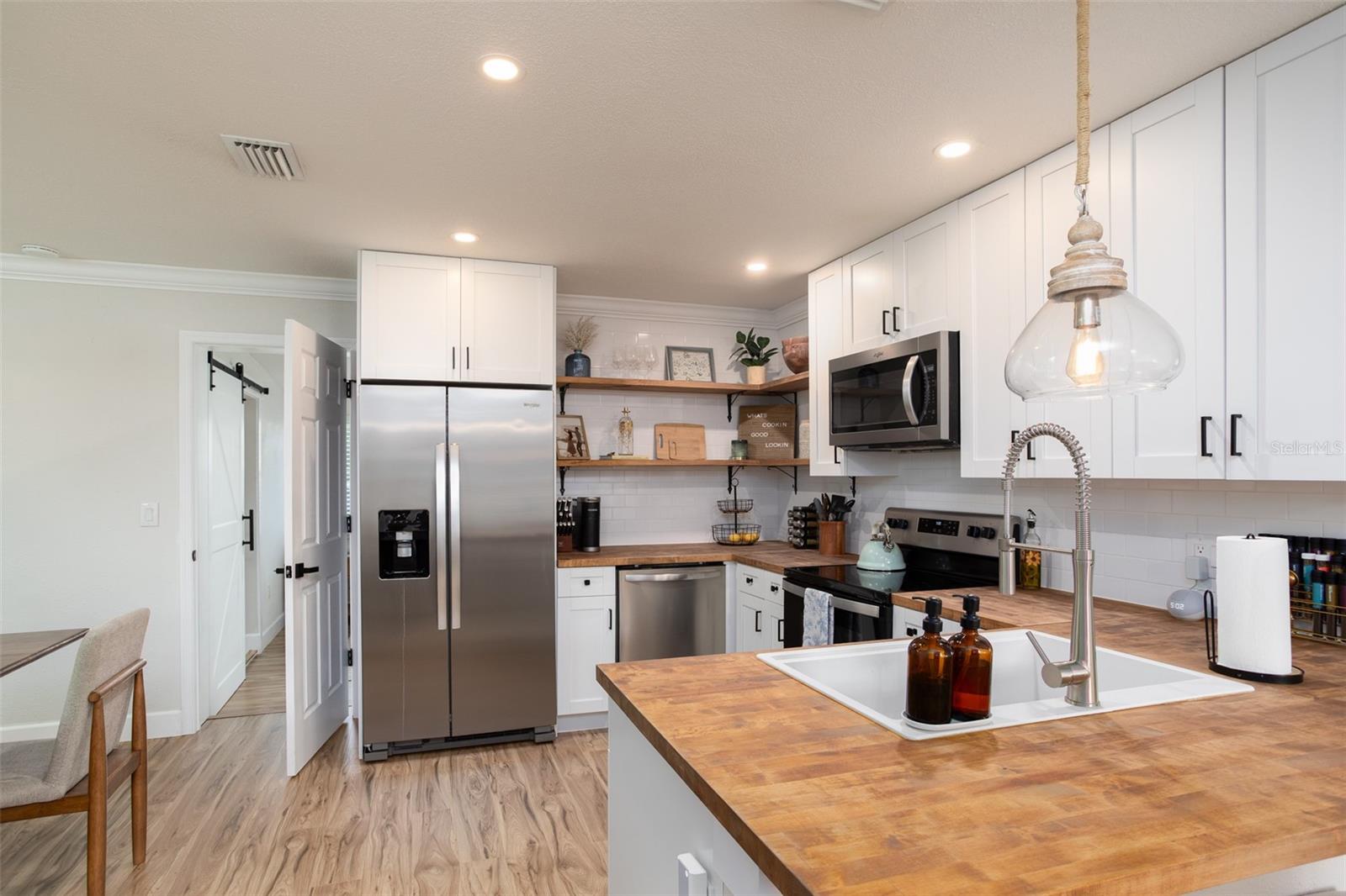 38811 INEZ AVE, ZEPHYRHILLS, FL, 33542