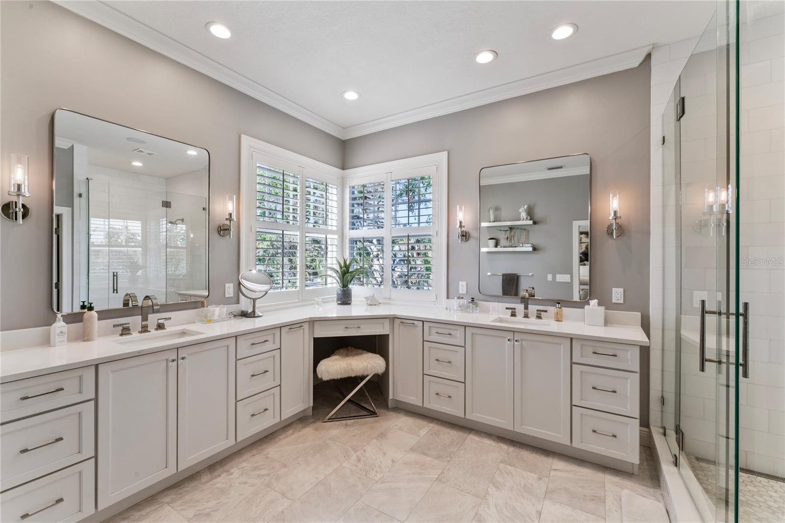 2633 N DUNDEE ST, TAMPA, FL, 33629