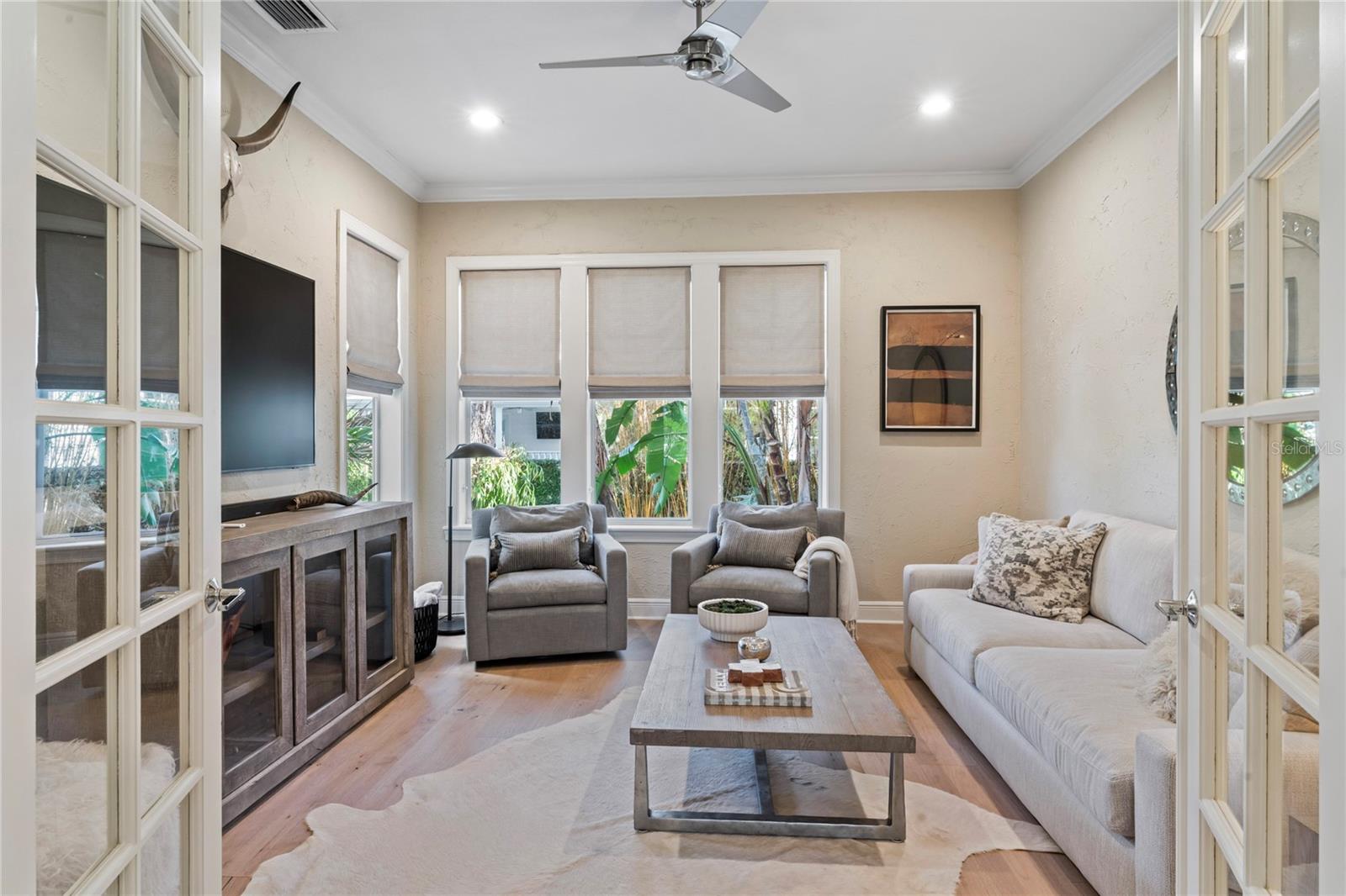 2633 N DUNDEE ST, TAMPA, FL, 33629