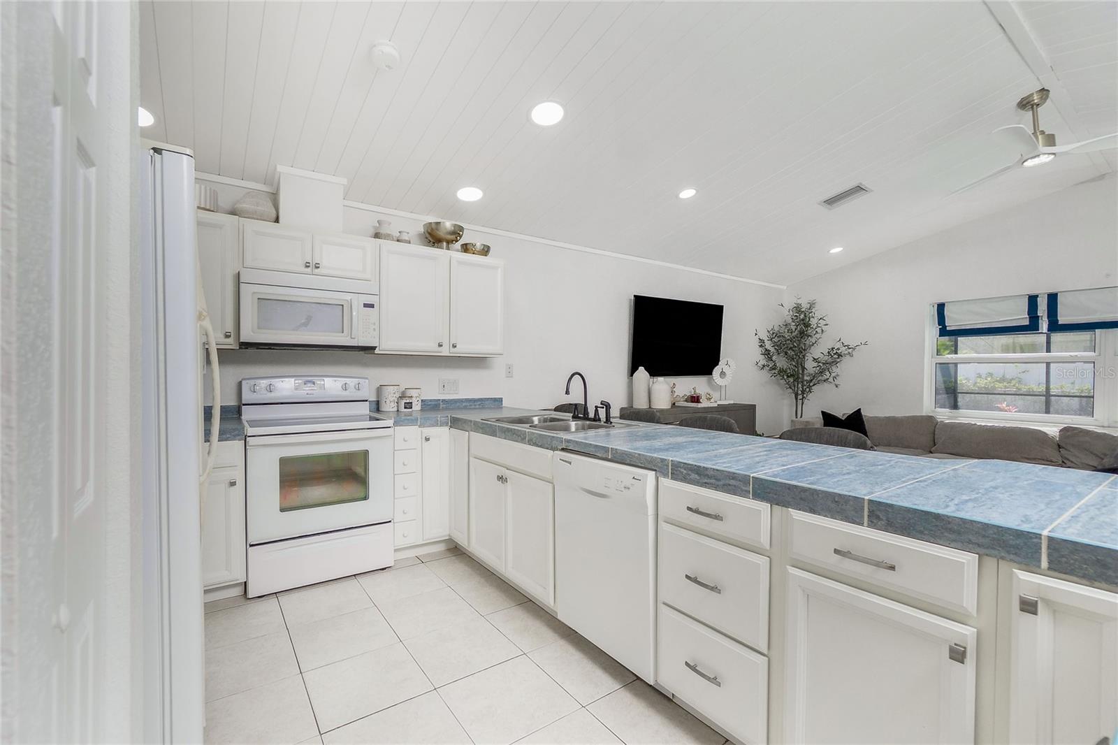 14195 BRISK AVE, PORT CHARLOTTE, FL, 33953