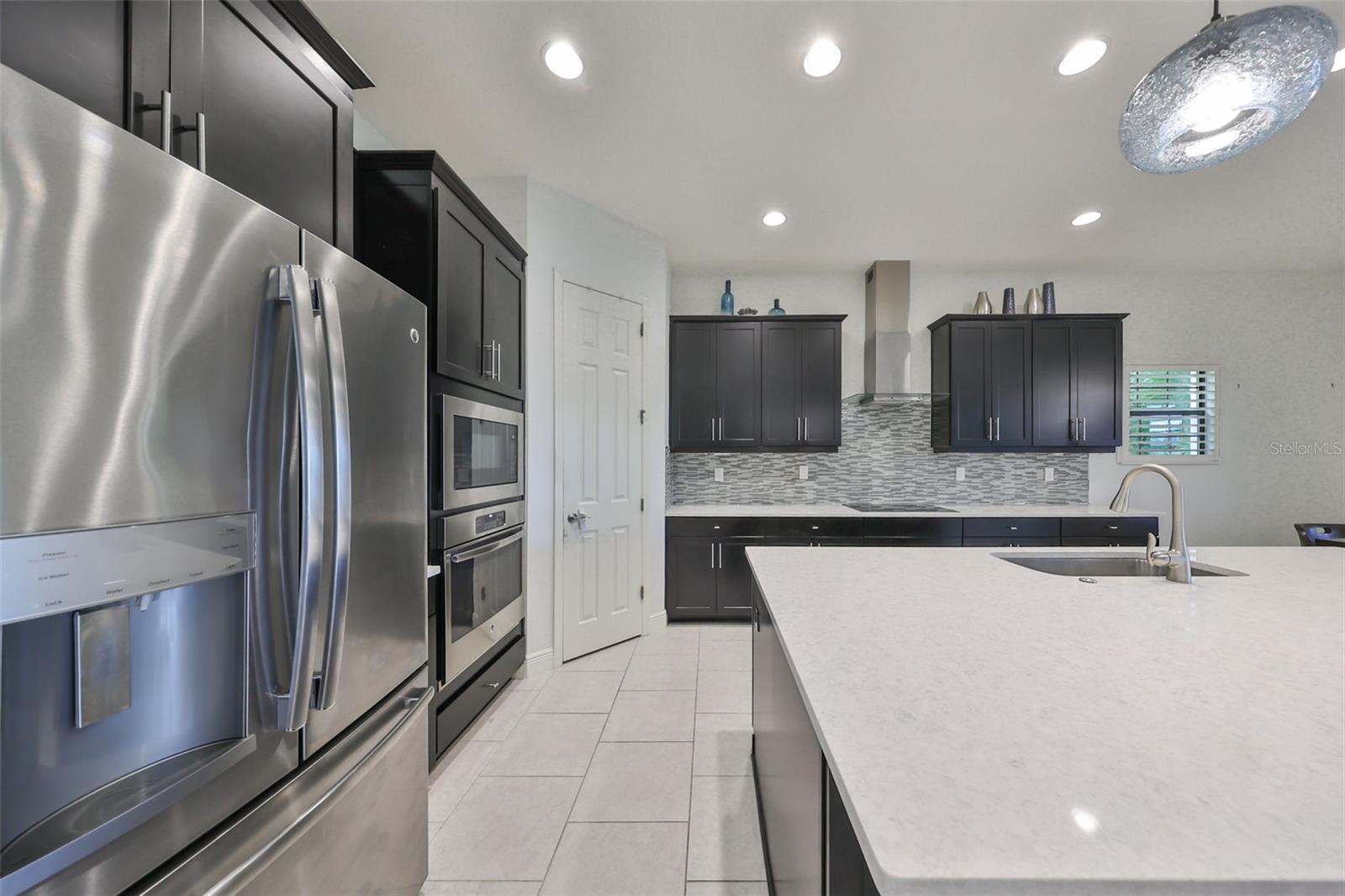 11408 DRIFTING LEAF DR, RIVERVIEW, FL, 33579
