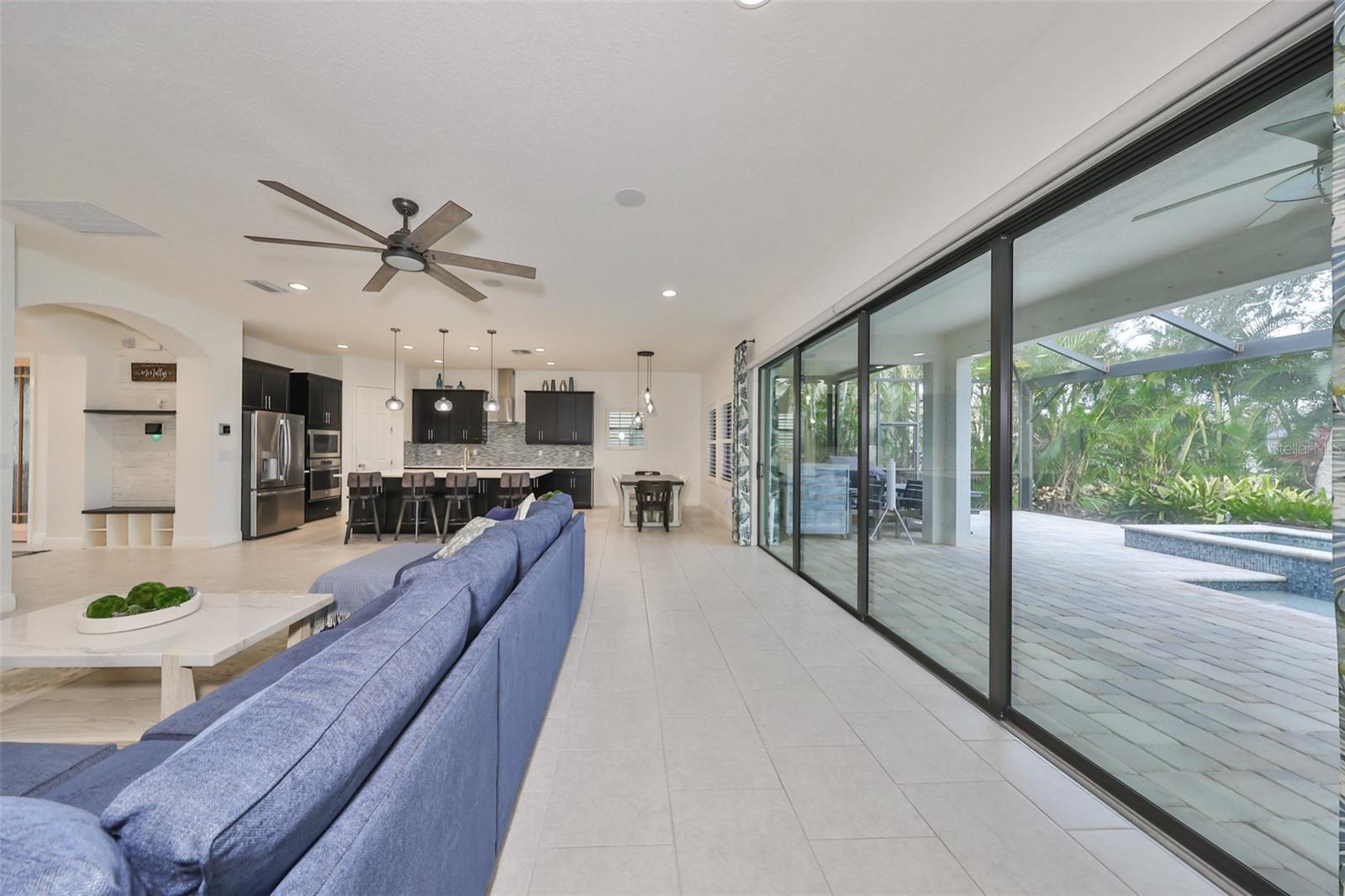 11408 DRIFTING LEAF DR, RIVERVIEW, FL, 33579