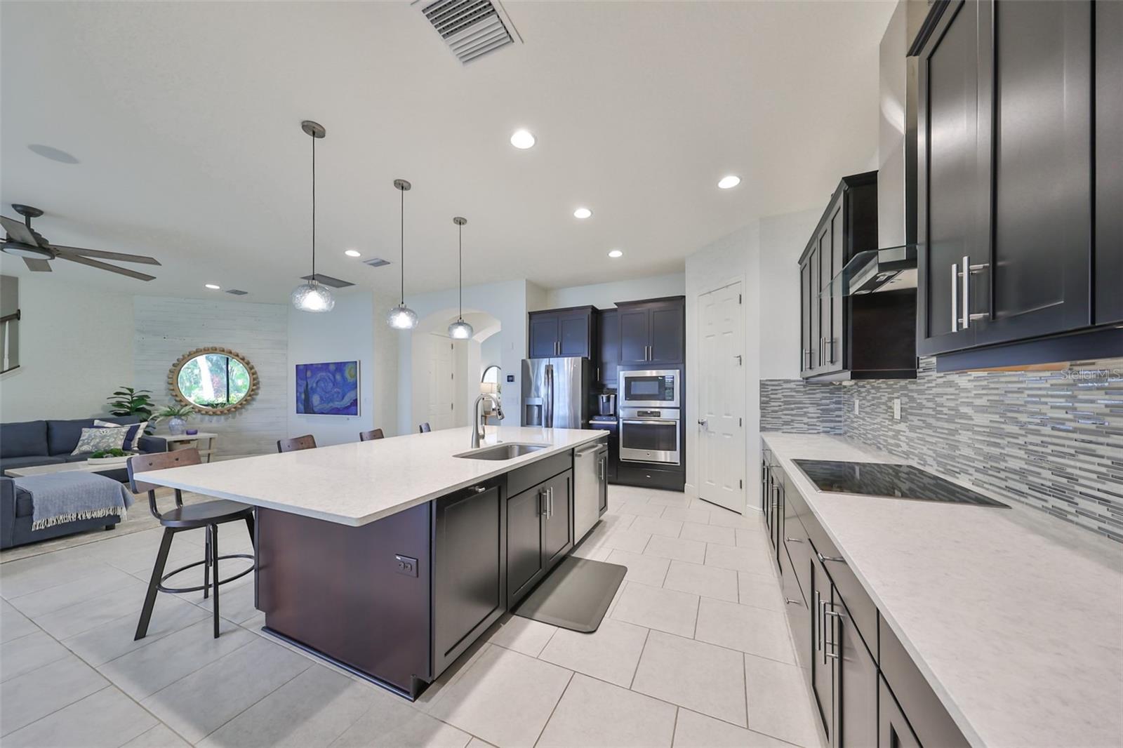 11408 DRIFTING LEAF DR, RIVERVIEW, FL, 33579