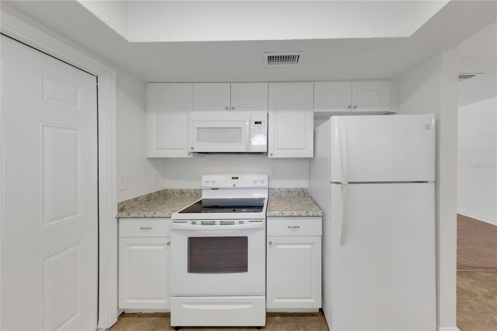 10323 107TH AVE N, LARGO, FL, 33773
