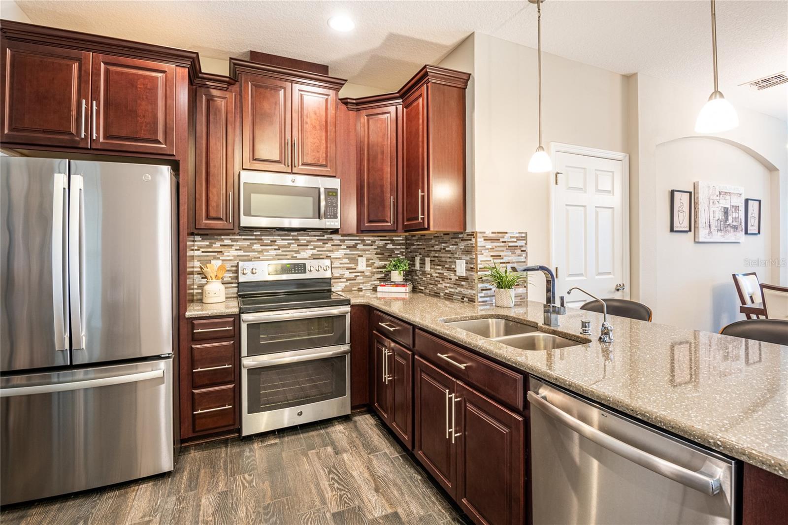 11648 CROWNED SPARROW LN, TAMPA, FL, 33626