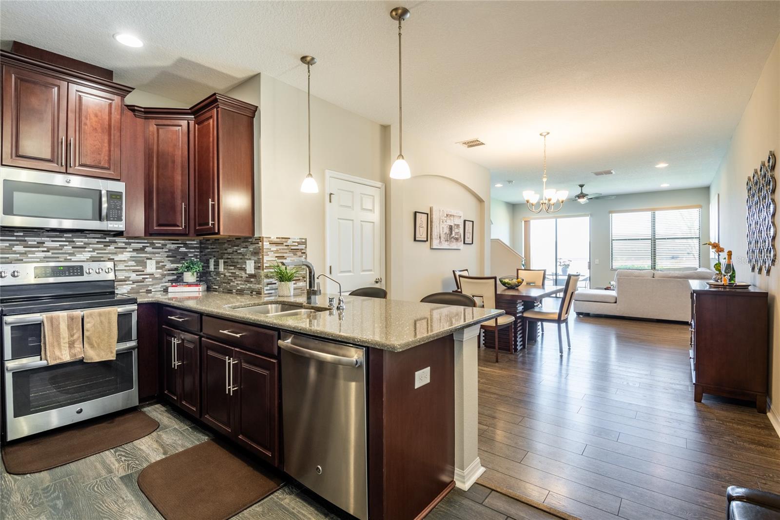 11648 CROWNED SPARROW LN, TAMPA, FL, 33626
