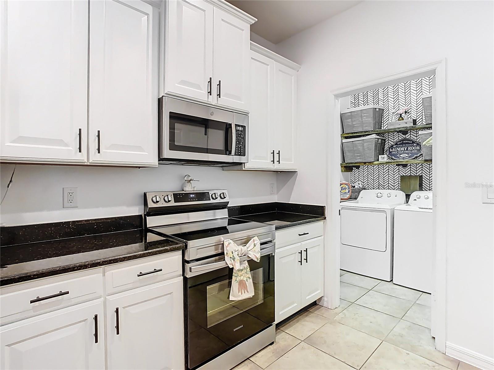 8539 SANDPIPER RIDGE AVE, TAMPA, FL, 33647