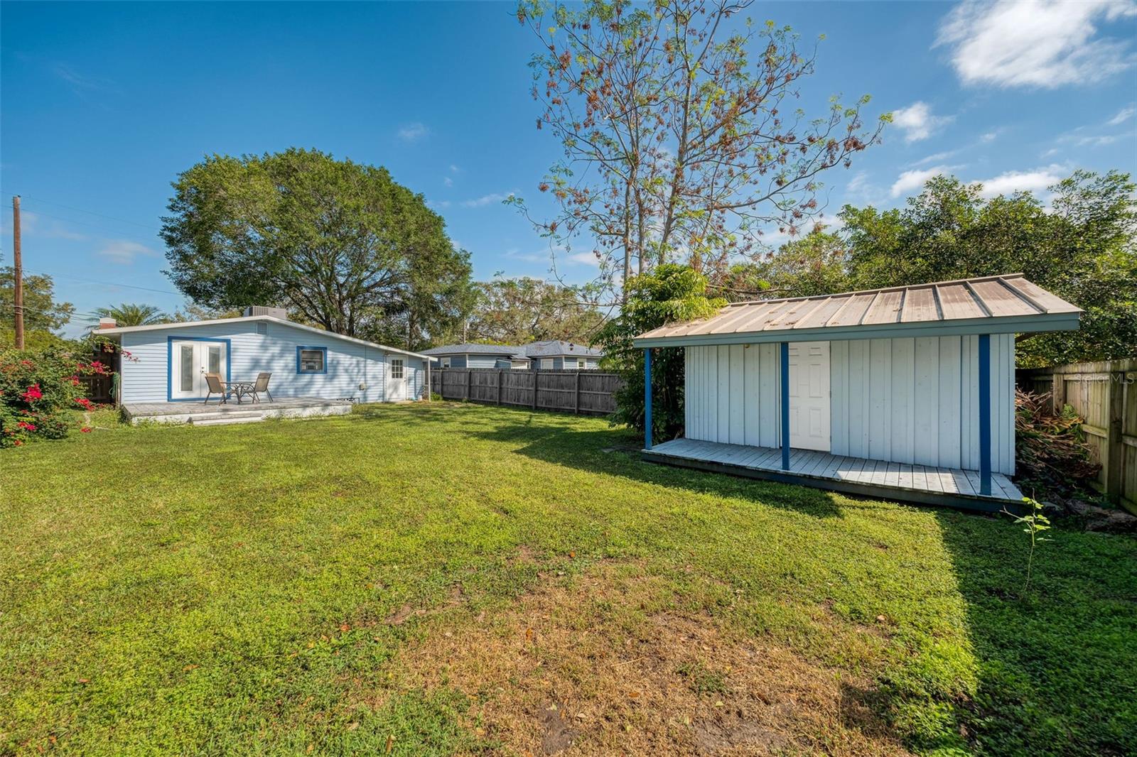430 E CRYSTAL LAKE ST, ORLANDO, FL, 32806
