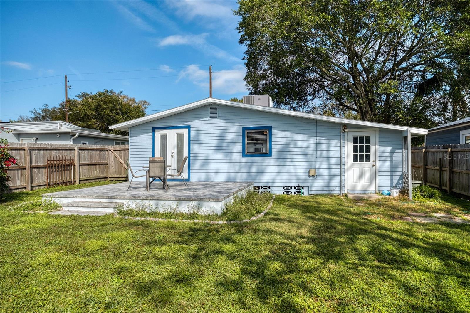 430 E CRYSTAL LAKE ST, ORLANDO, FL, 32806