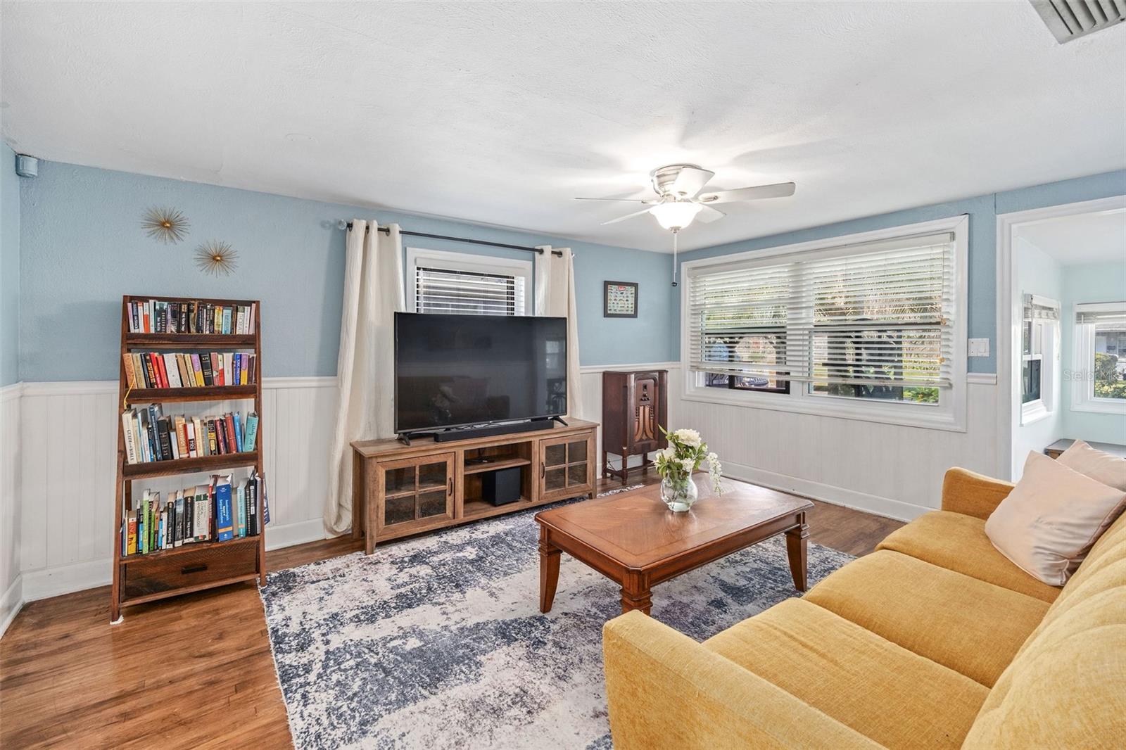 430 E CRYSTAL LAKE ST, ORLANDO, FL, 32806
