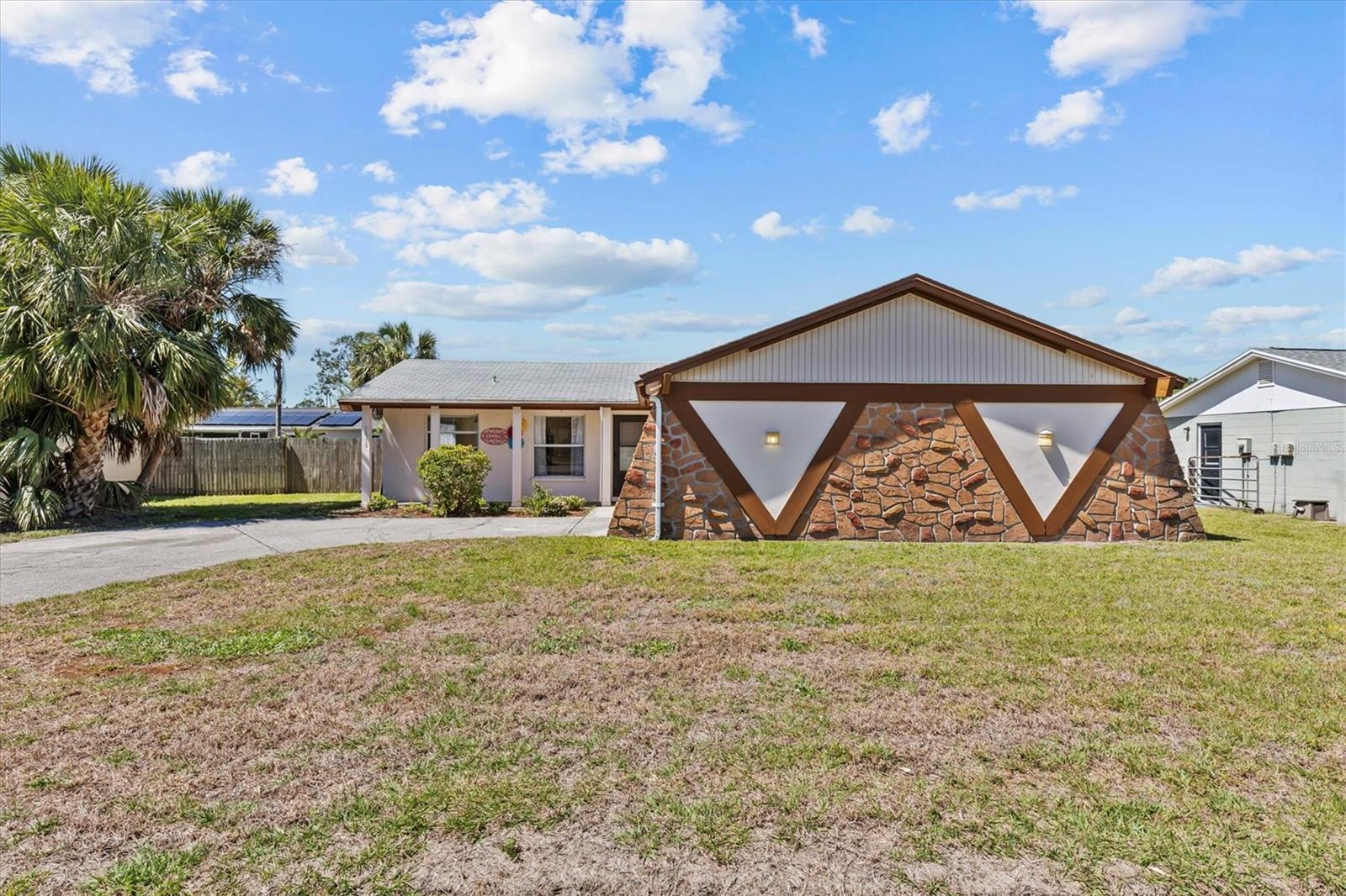 1010 STONEFENCE WAY, TARPON SPRINGS, FL, 34689