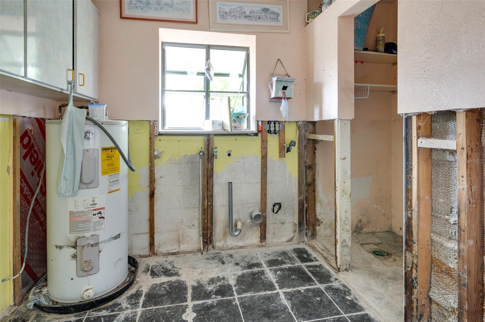 300 WESTWINDS DR, PALM HARBOR, FL, 34683