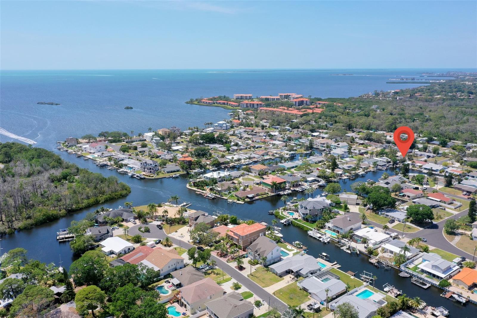 300 WESTWINDS DR, PALM HARBOR, FL, 34683