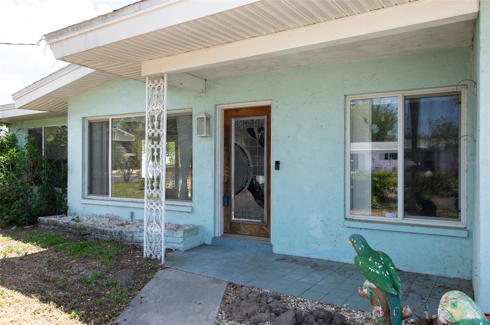 300 WESTWINDS DR, PALM HARBOR, FL, 34683