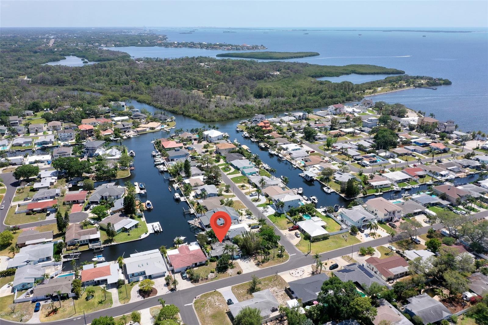 300 WESTWINDS DR, PALM HARBOR, FL, 34683