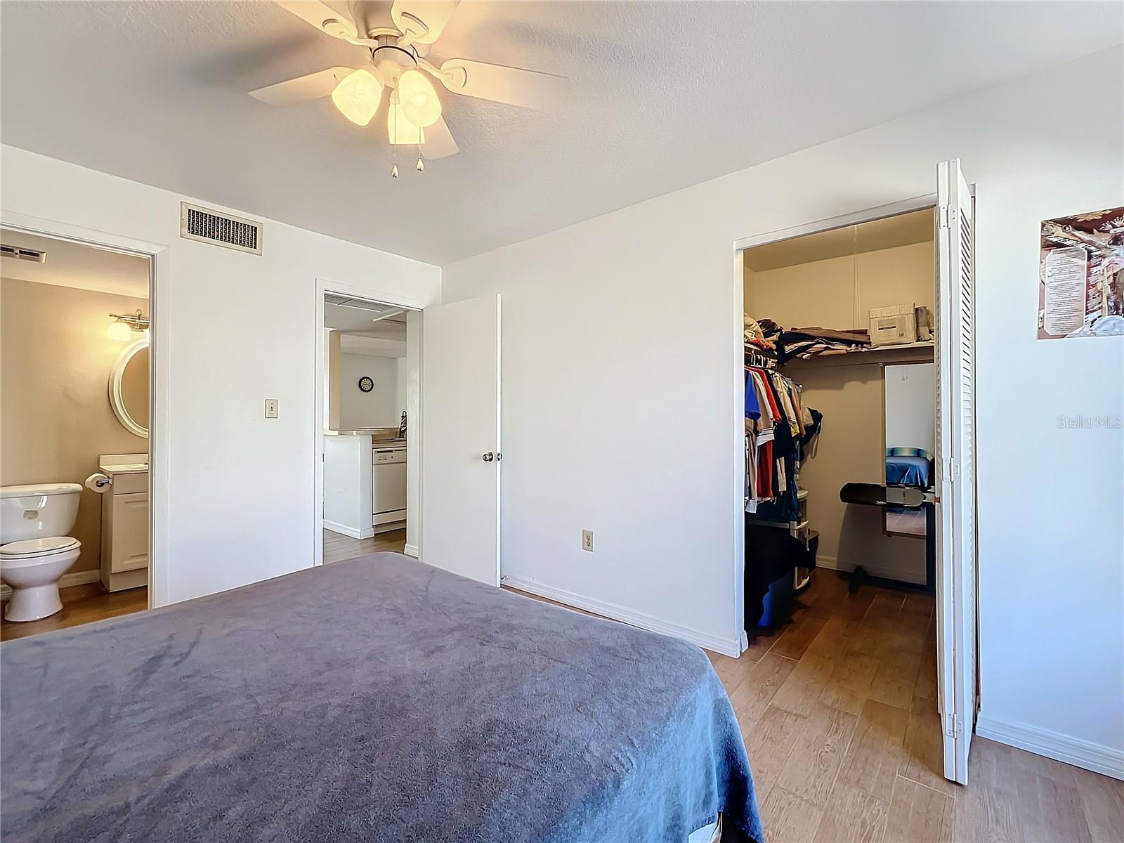562 ORANGE DR #33, ALTAMONTE SPRINGS, FL, 32701